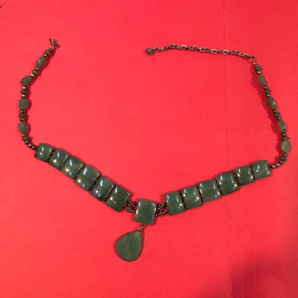 Vintage green jade necklace